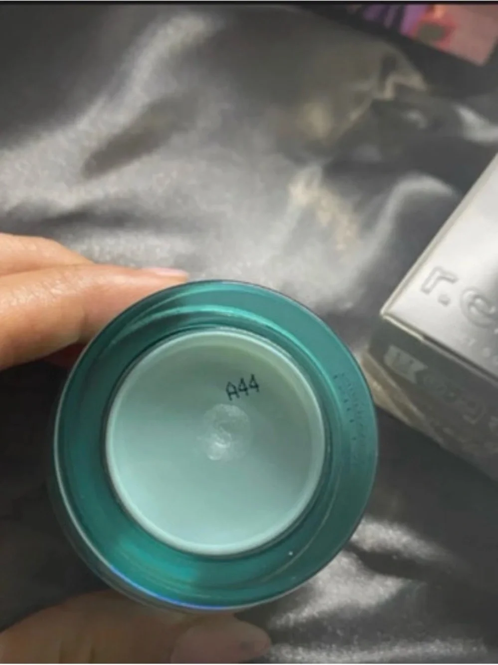 Estee Lauder NightWear Plus Moisturizer - Teal & Gold